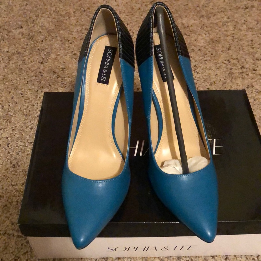 Brand New Sophia & Lee Pumps! Size 8.5